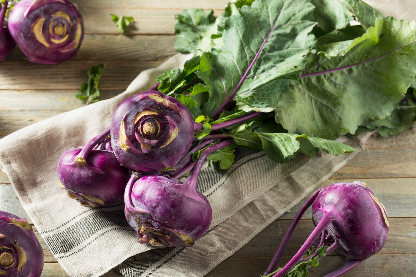 purple-kohlrabi-scaled Hạt Giống Su hào tím